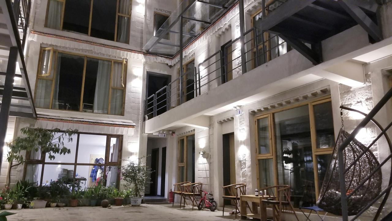 Fengma Feiyang Hostel Lhasa Luaran gambar